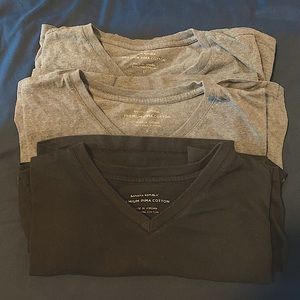 3 Banana Republic V-Neck T-Shirts